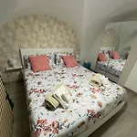 La Casa Di Elena